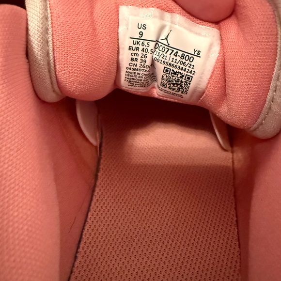 Jordan 1 low - Picture 4 of 6